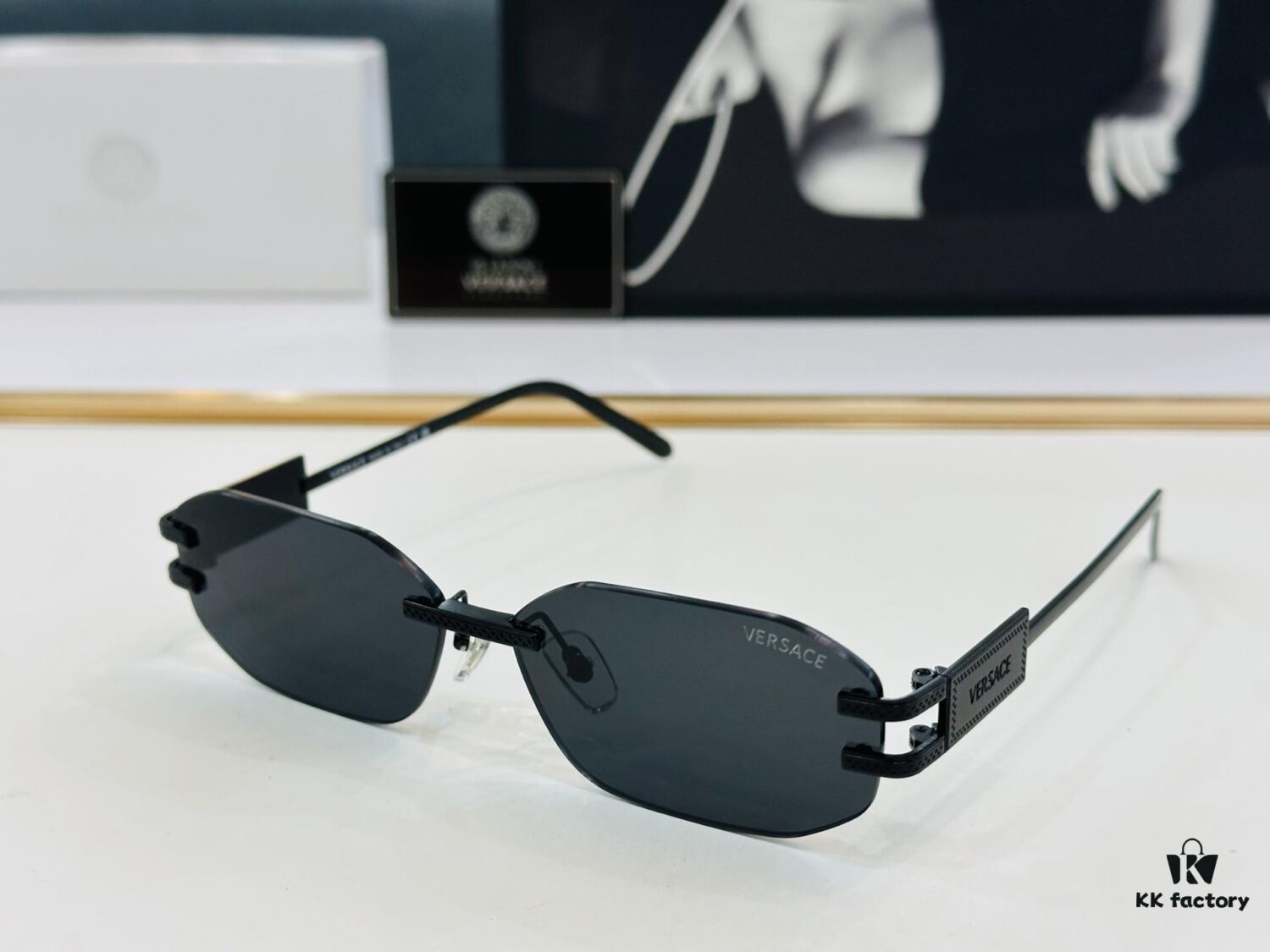 VERSACE VE2274 Sunglasses Model: VE2274 Size: 58 □ 13-140