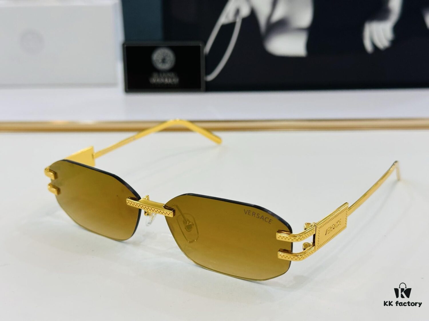 VERSACE VE2274 Sunglasses Model: VE2274 Size: 58 □ 13-140
