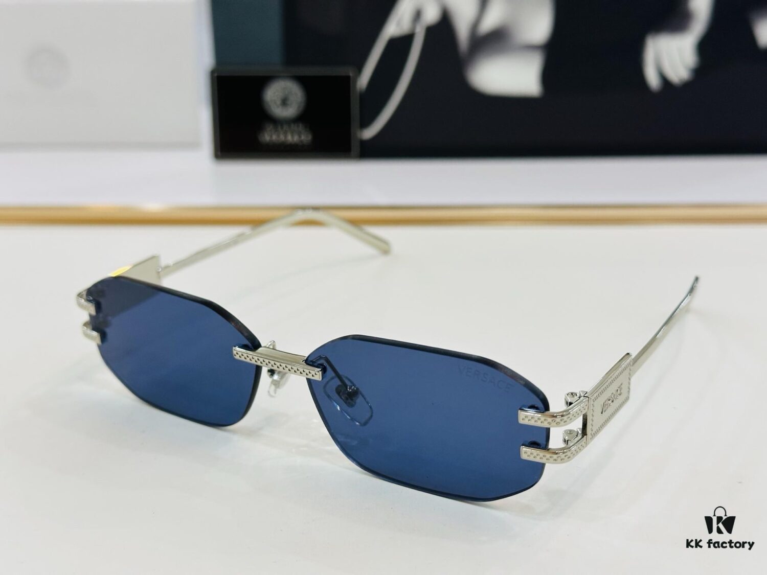VERSACE VE2274 Sunglasses Model: VE2274 Size: 58 □ 13-140