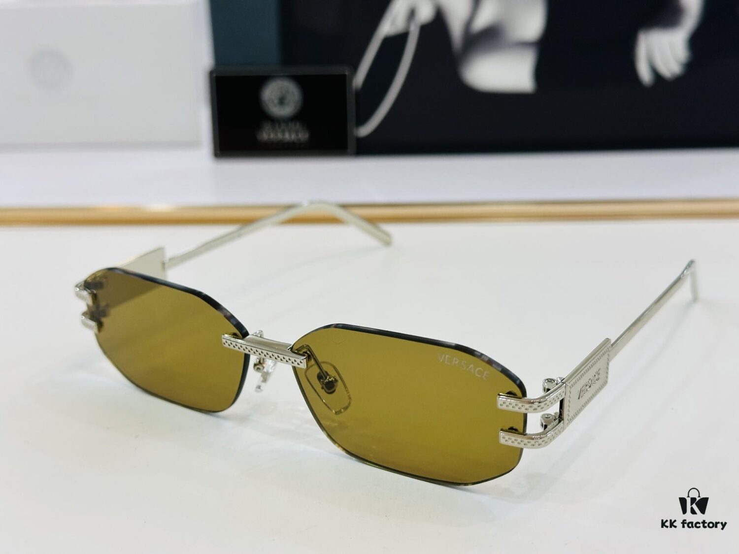 VERSACE VE2274 Sunglasses Model: VE2274 Size: 58 □ 13-140