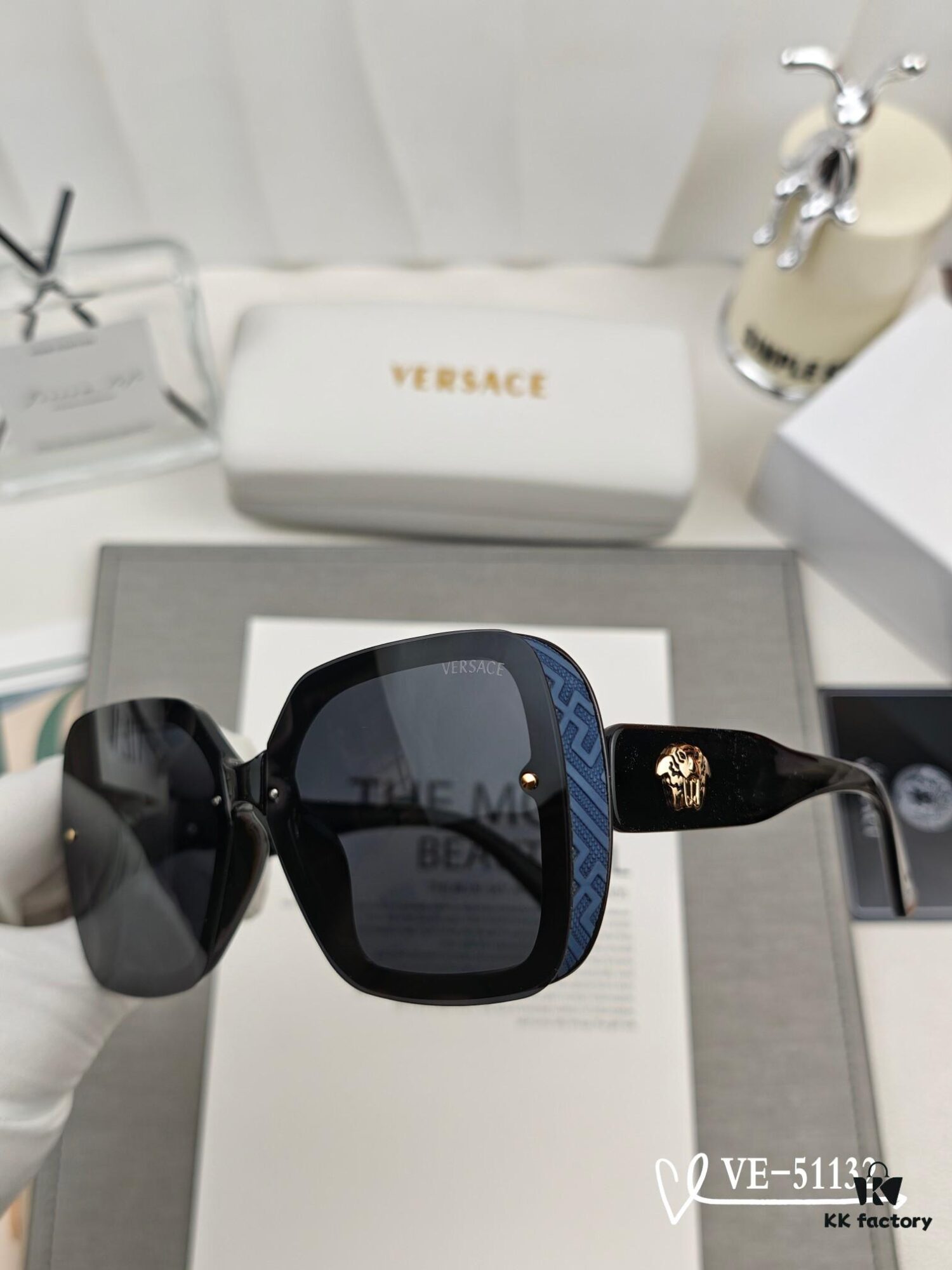 Versace - TR90 Lightweight Sunglasses with Polarized Lenses, Stylish Design for Travel and Driving, Model 51132
