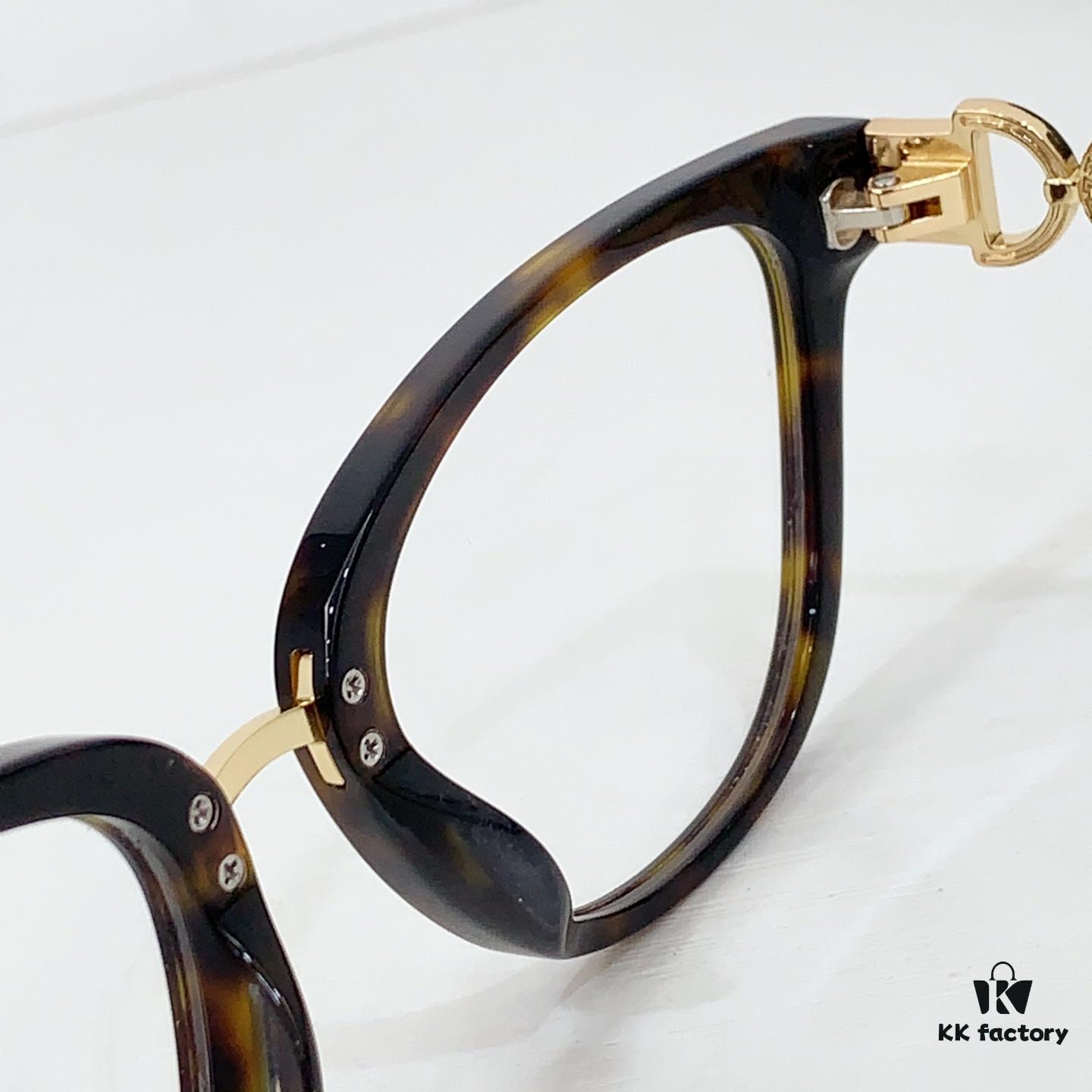 120 Versac* MODEL: VE3336 SIZE: 52□19-140