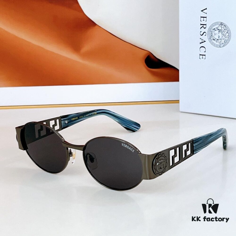 135 VERSAC* MODEL: VS 2883 SIZE: 56□18-140