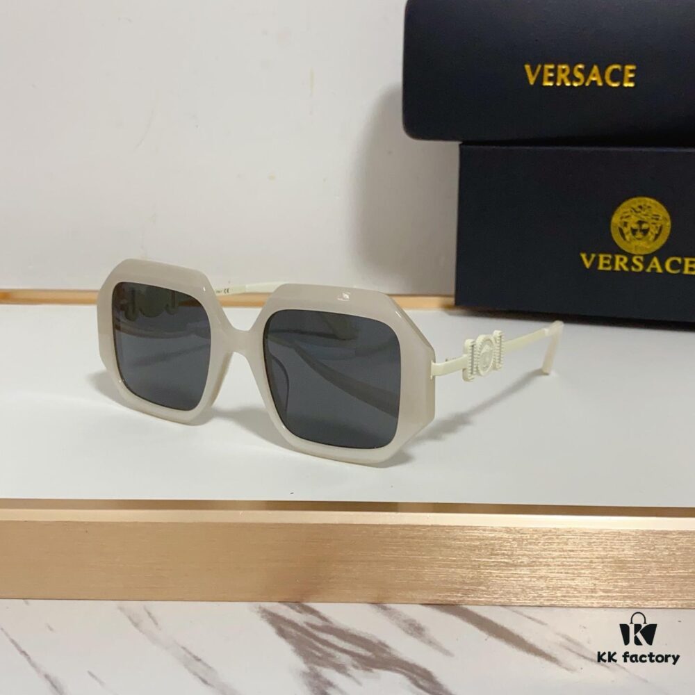 VERSACE 140 VE4481 Sunglasses, Size: 51-22-145