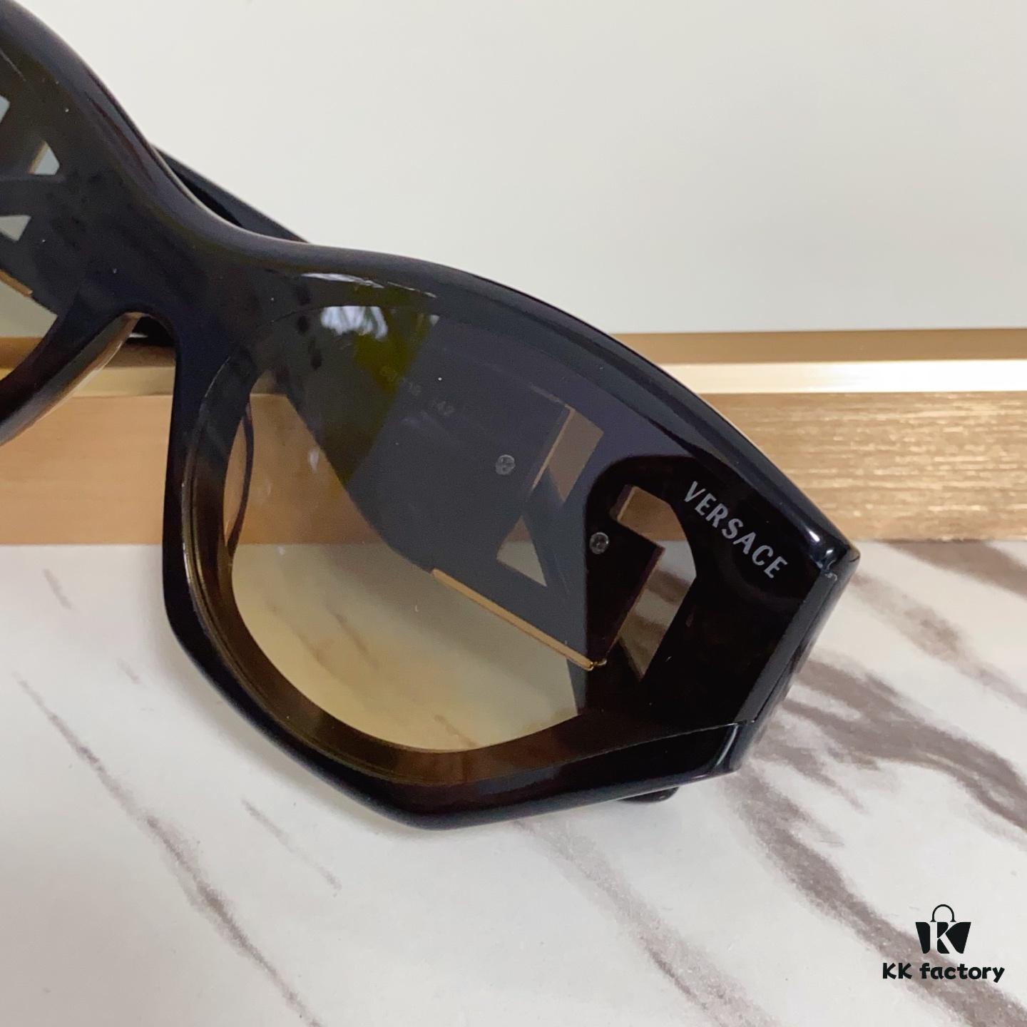 140 VERSA* Sunglasses