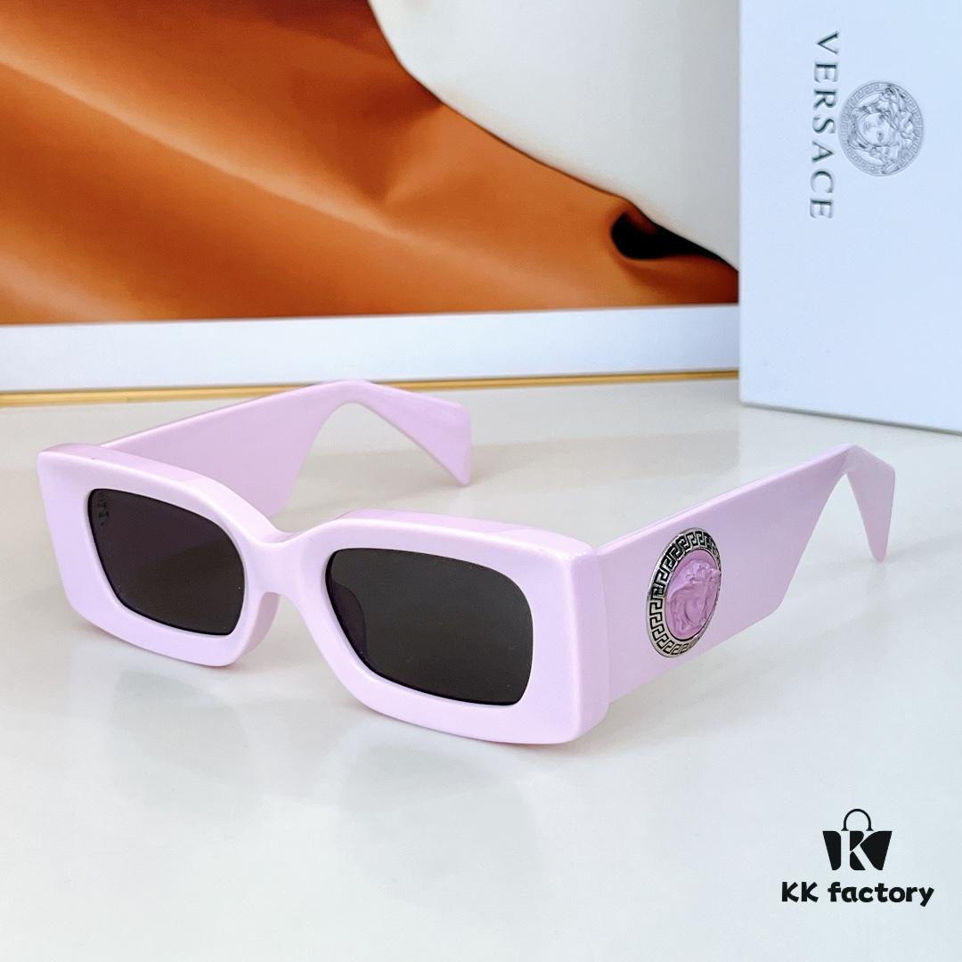 110 VERSAC* MODEL: 4474U SIZE: 52□20-140