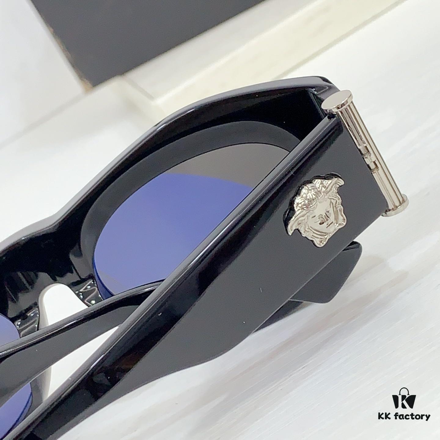 160 VERSACE MODEL VE 4477-U SIZE 52□19-135 Sunglasses