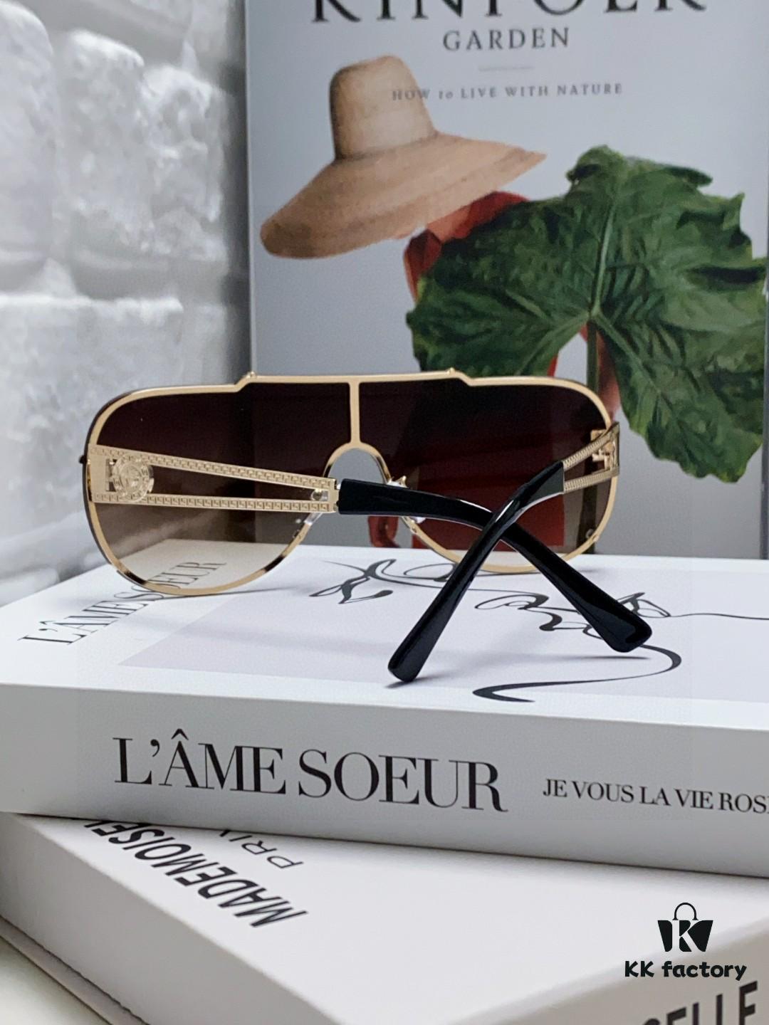 Versace 2024 New Fashion Oversized Letter Sunglasses for Women, UV-Protective One-Piece Tinted Lenses, Unisex Stylish Sun Glasses