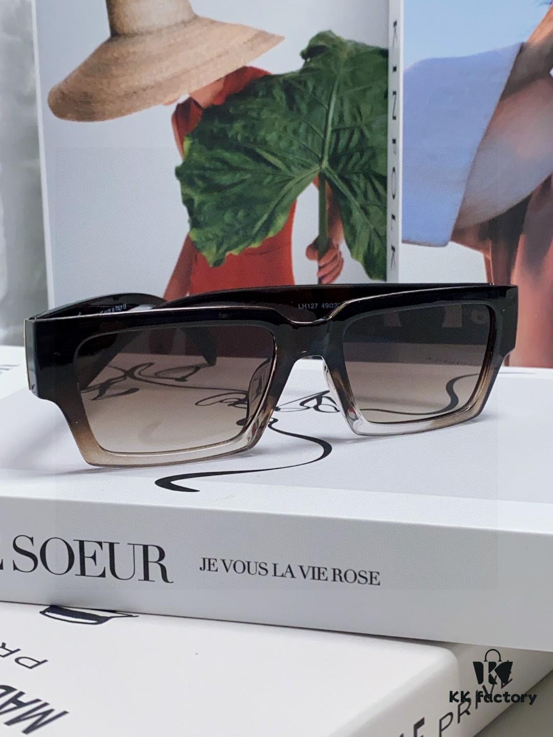 Versace 2024 New Arrival Trendy Sunglasses for Women, High-End Unisex Streetwear Style Hip-Hop Inspired Cool Shades for Men and Women, Couple's Sunglasses