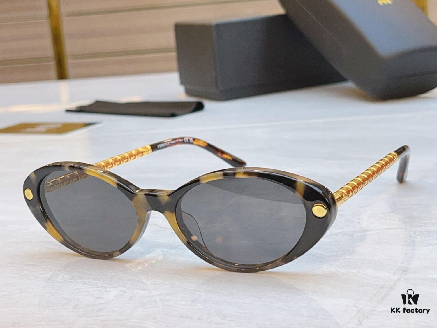 VERSACE New Model Sunglasses, MODEL: VE4469, SIZE: 53□18-145