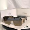 Versace Medusa One-Piece Punk Street Style Sunglasses for Men