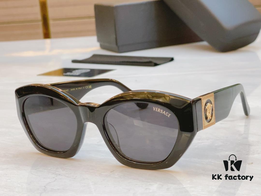 VERSACE New Model Sunglasses 🕶️, MODEL: 420/C, SIZE: 53□20-145