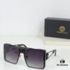130 VERSACE VE6720 Size: 67-14-145 Sunglasses