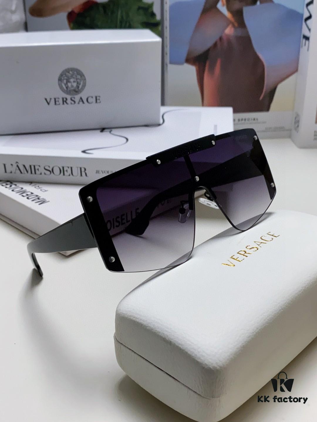 VERSACE Versace Runway Collection Selection - Vibrant and Bold Colors