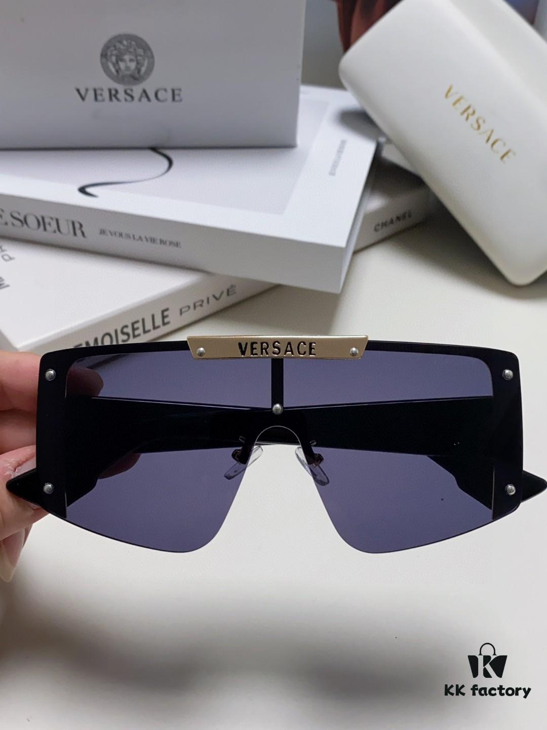 VERSACE Versace Runway Collection Selection - Vibrant and Bold Colors