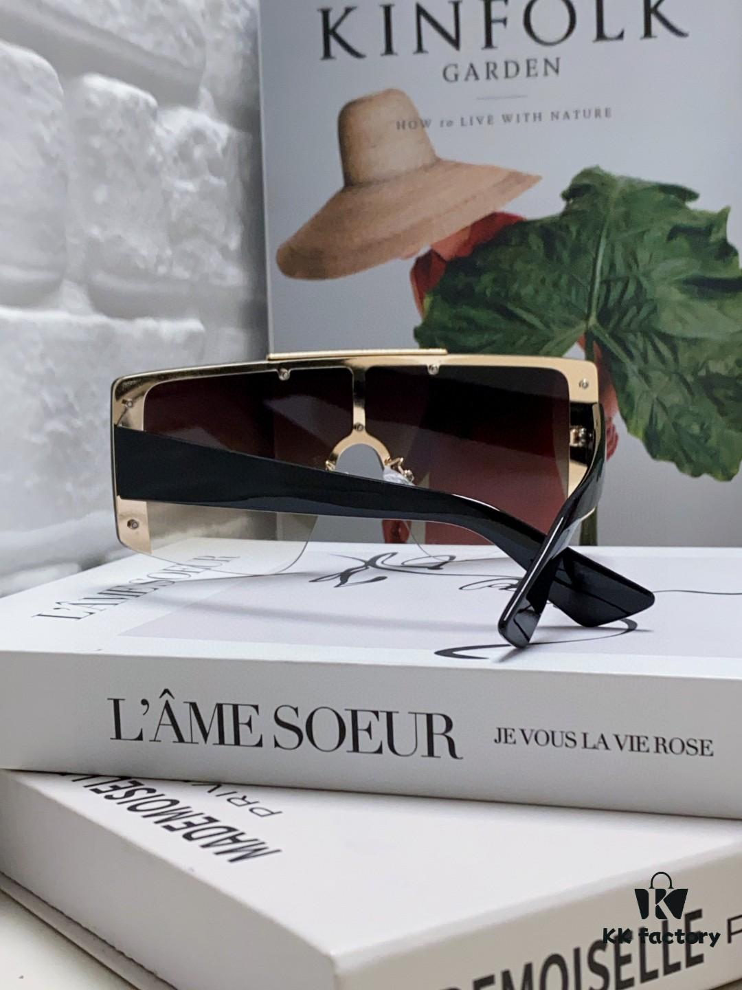 VERSACE Versace Runway Collection Selection