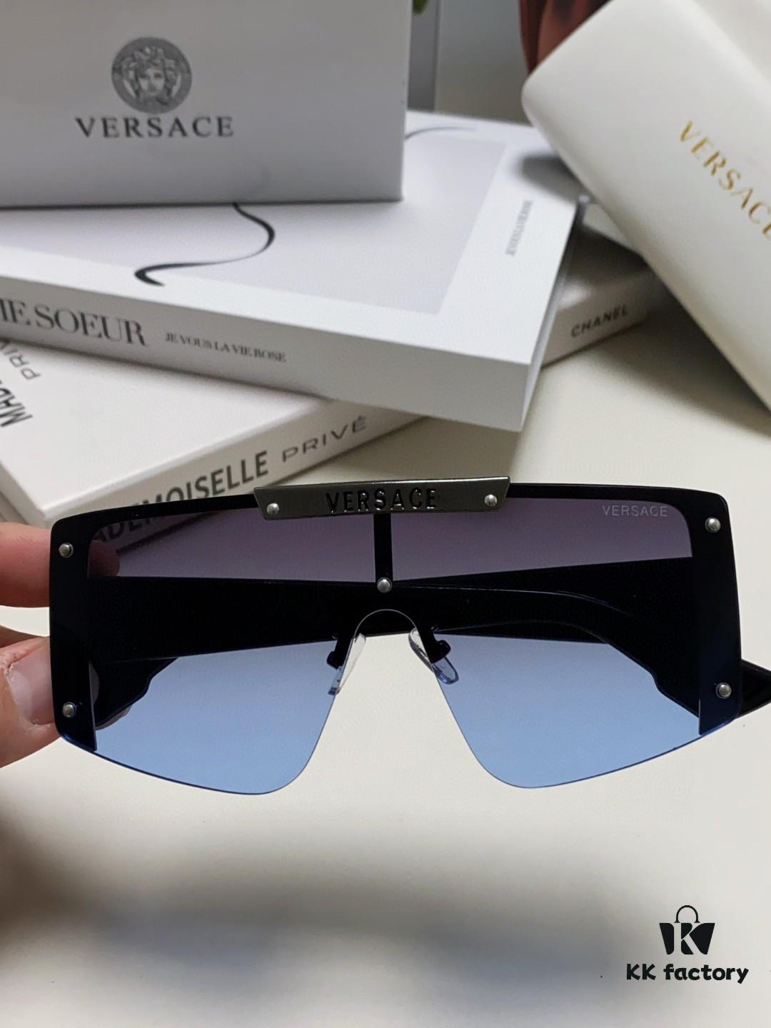 VERSACE Versace Runway Collection Selection - Vibrant and Bold Colors