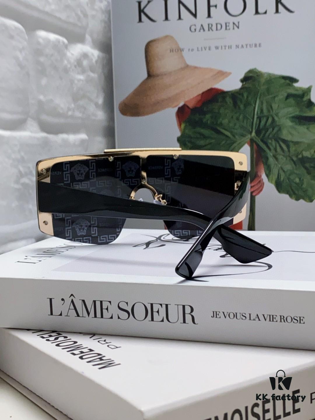 VERSACE Versace Runway Collection Selection - Vibrant and Bold Colors