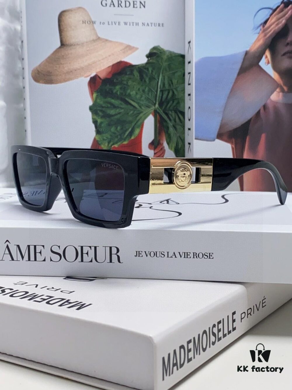 Versace 2024 New Arrivals Trendy Sunglasses for Women, Stylish Instagram-Worthy Unisex Hip-Hop Fashion Sunglasses for Men and Couples