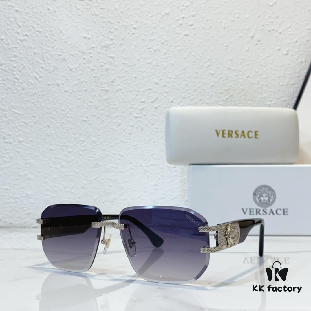 140 VERSACE MODEL: VE 5720 SIZE: 61□16-145 Sunglasses