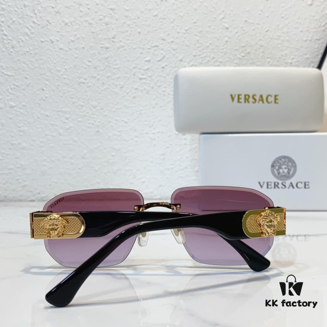 140 VERSACE MODEL: VE 5720 SIZE: 61□16-145 Sunglasses
