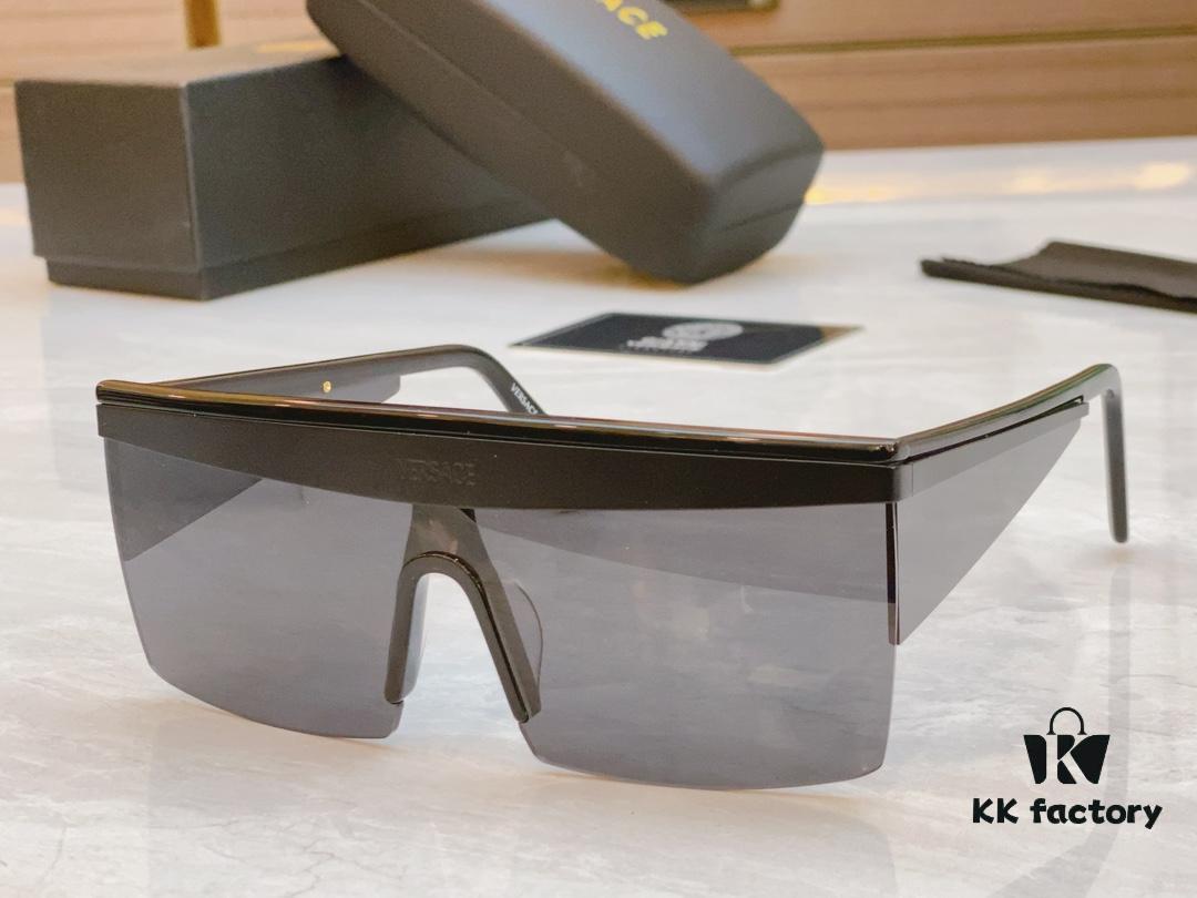 VERSACE New Arrival Sunglasses, Model: 2254, Size: 44 □ 144-155