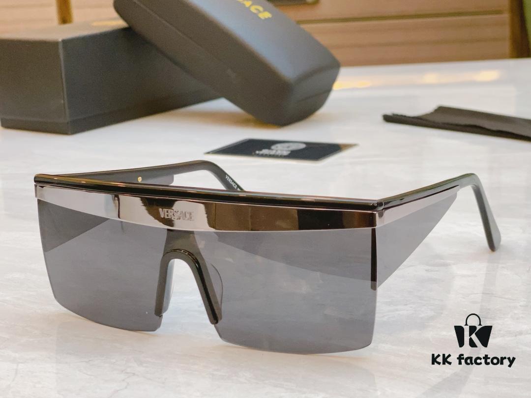 VERSACE New Arrival Sunglasses, Model: 2254, Size: 44 □ 144-155