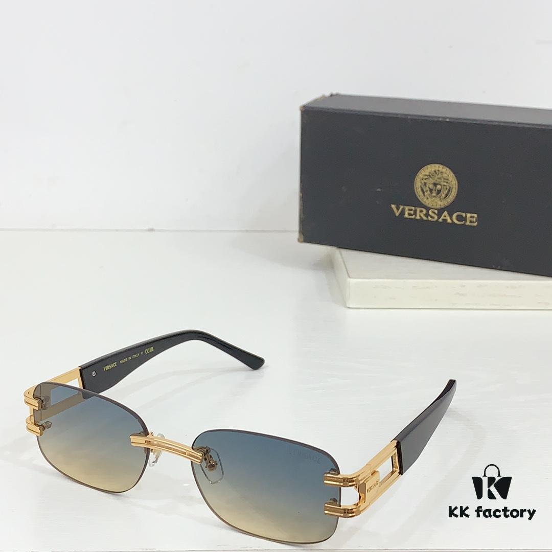 140 VERSACE MOD: MOD051 Size: 56-18-142 Sunglasses