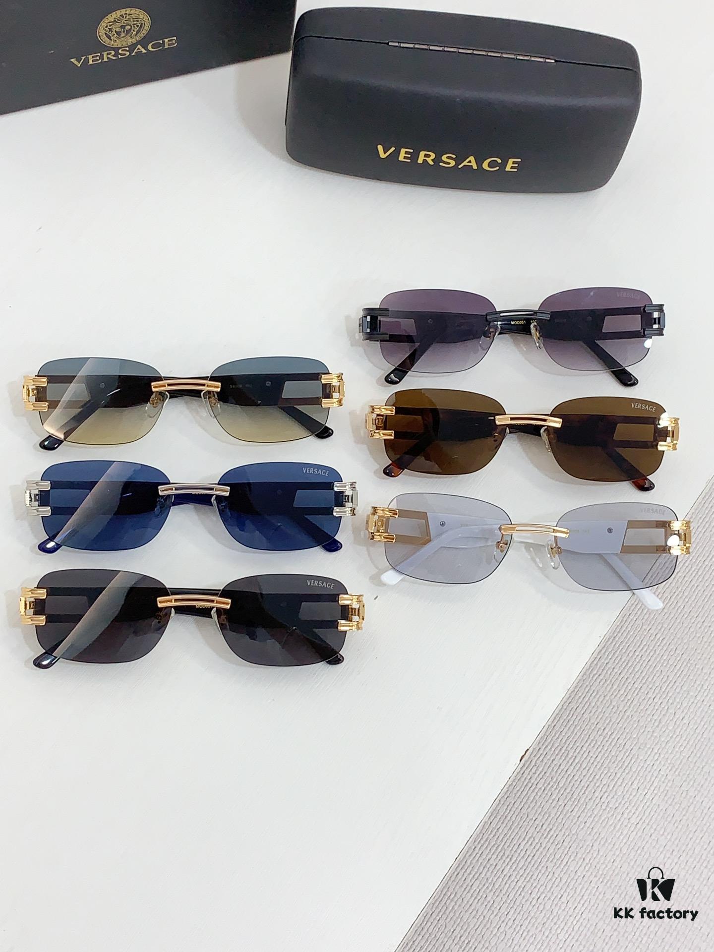 140 VERSACE MOD: MOD051 Size: 56-18-142 Sunglasses