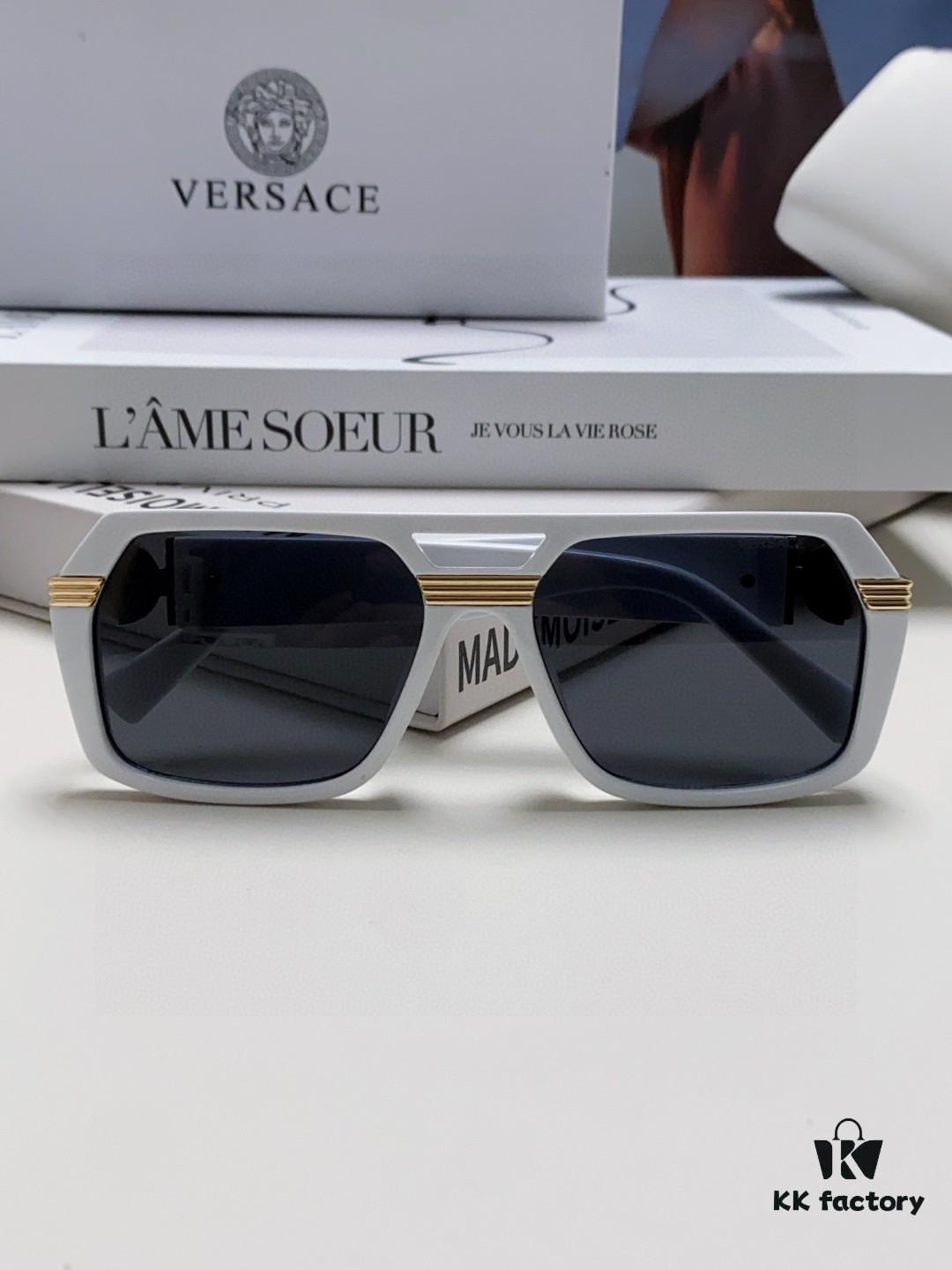 VERSACE Unisex Classic Black and Gold Fashion Sunglasses VE4399