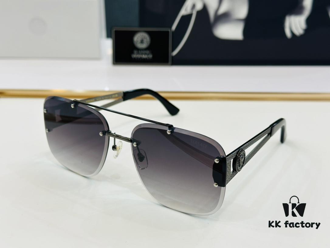 VERSACE VES6746 Sunglasses, Size 65-17-145