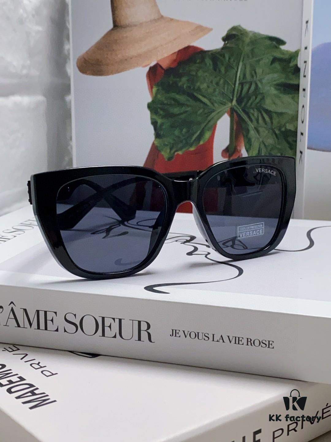 VERSACE Versace Size: 53□18-145