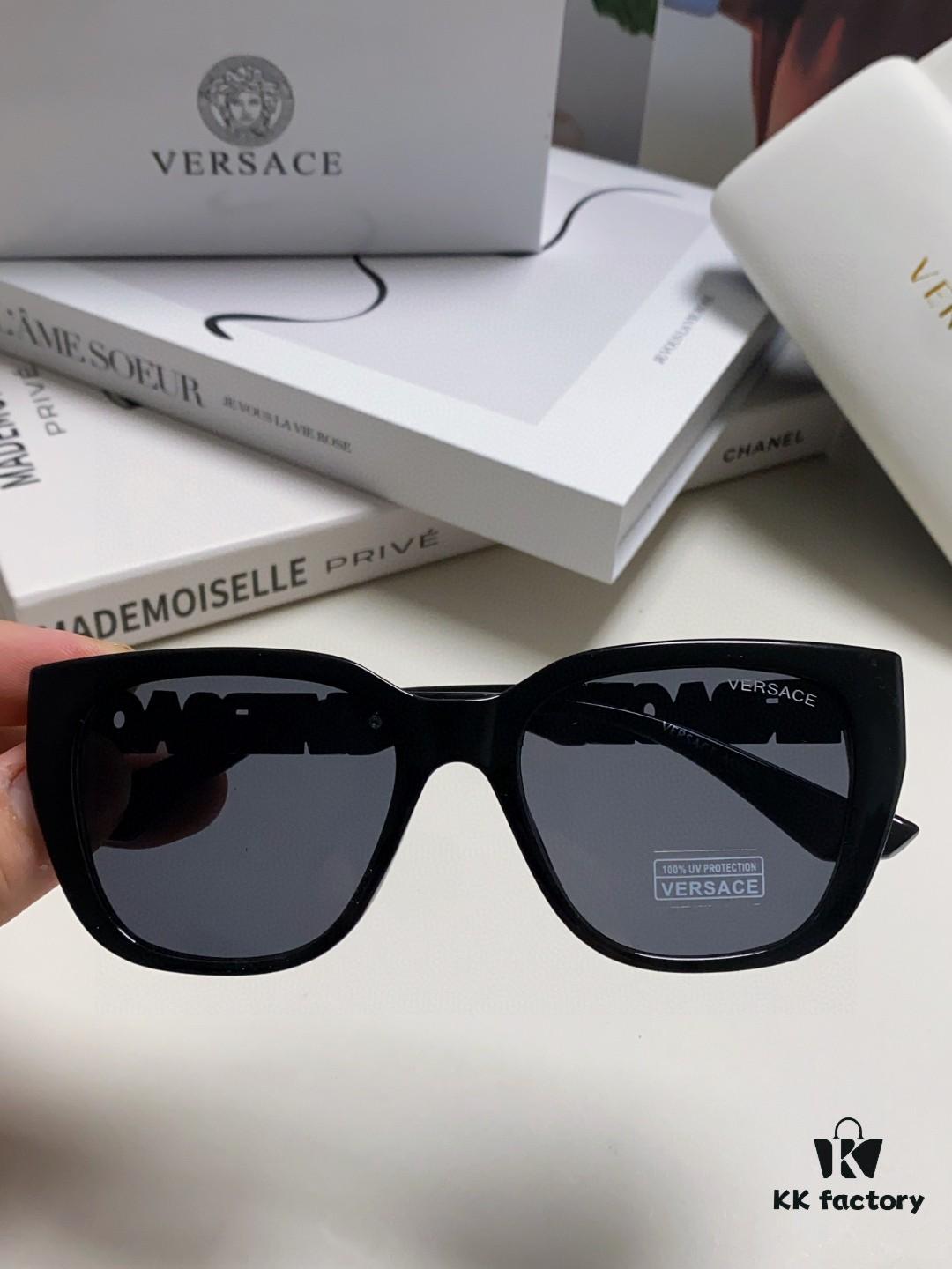 VERSACE Versace Size: 53□18-145