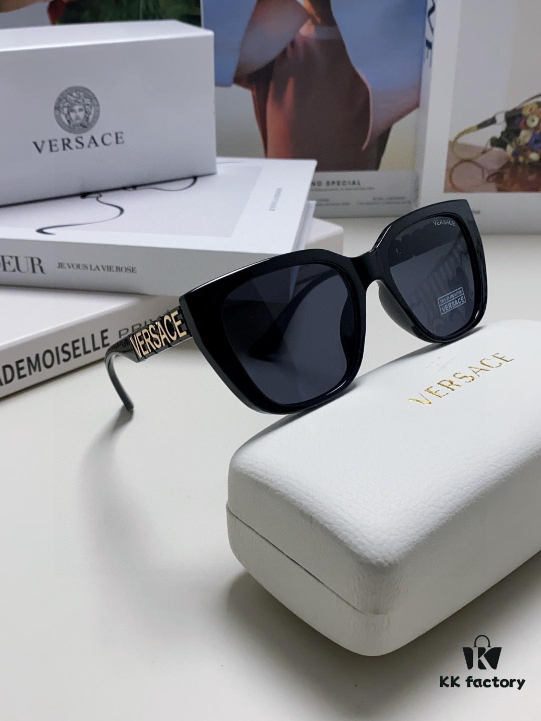 VERSACE Versace Size: 53□18-145