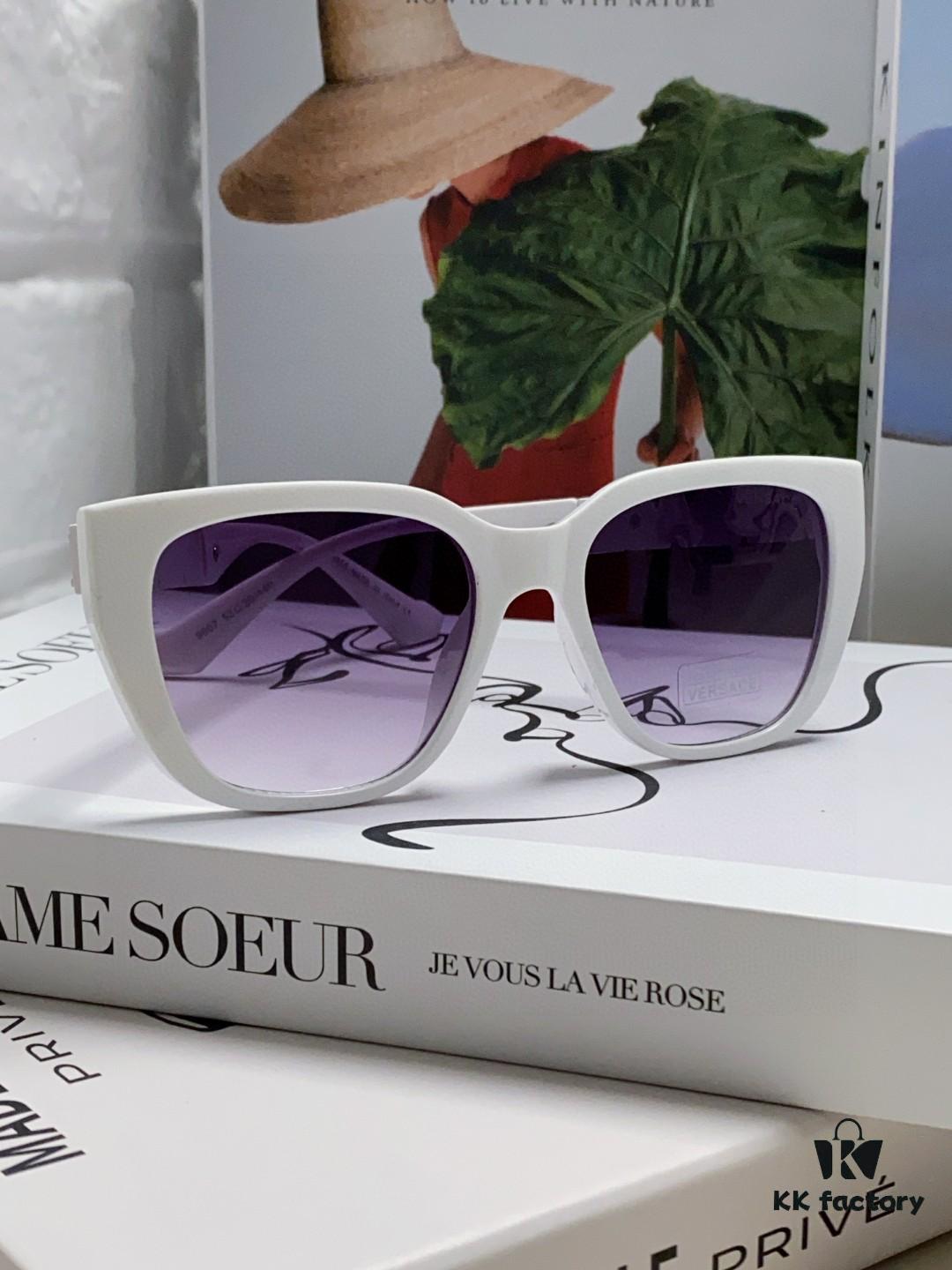 VERSACE Versace Size: 53□18-145