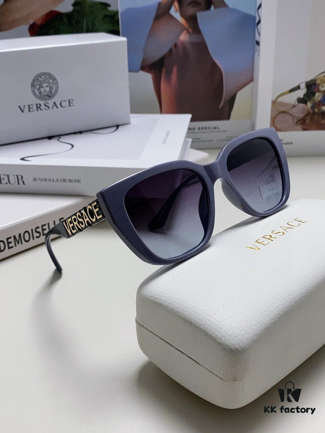 VERSACE Versace Size: 53□18-145