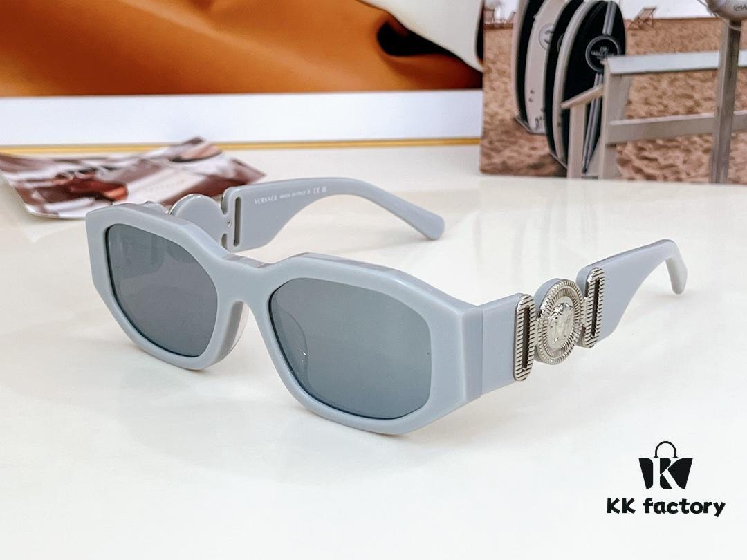 140 Versace MODEL: VE4361 Trendy Instagram-Famous Sunglasses, Iconic Temple Design, Unisex Style SIZE: 53-15-140