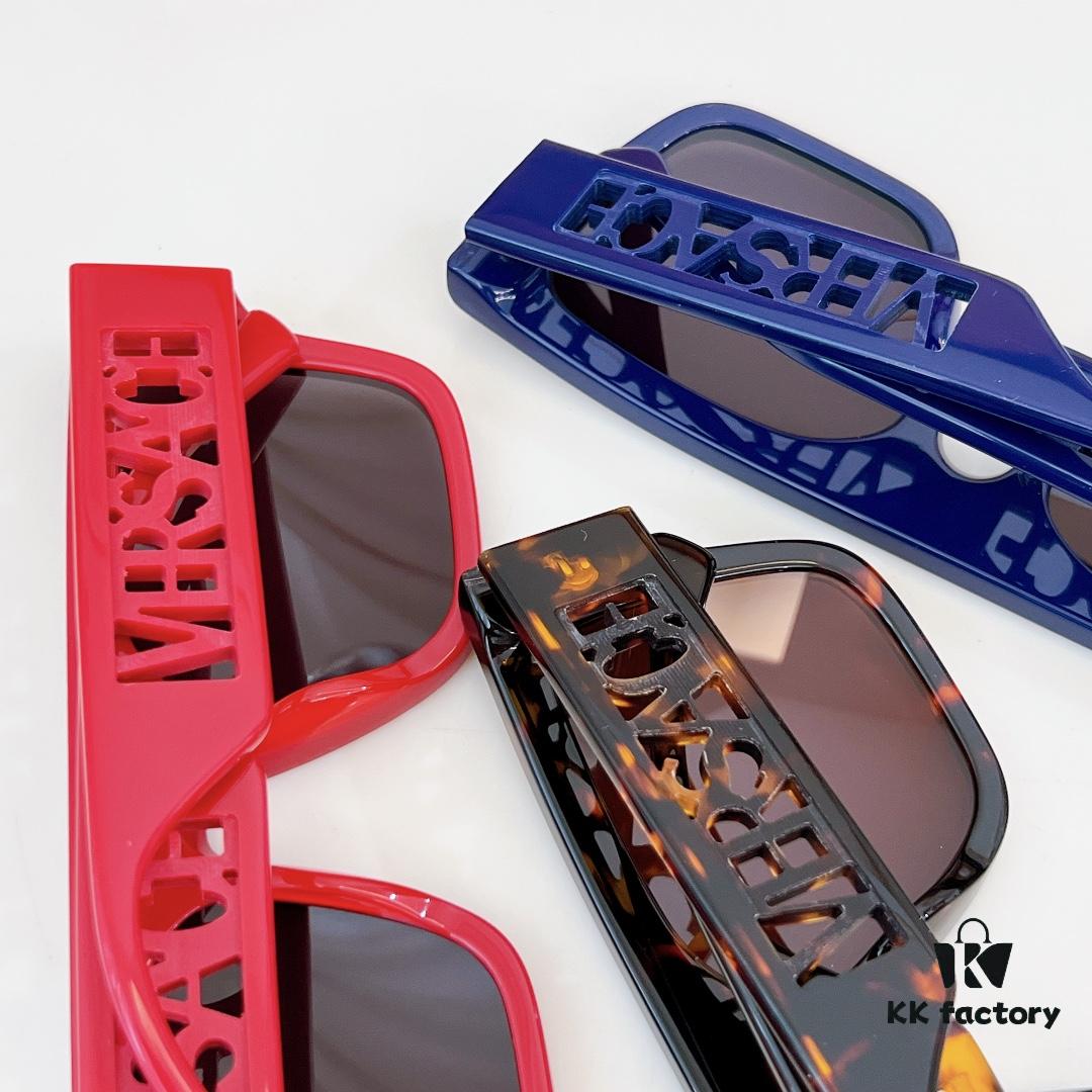 105 Versac*VE4430U SIZE: 53-20-140