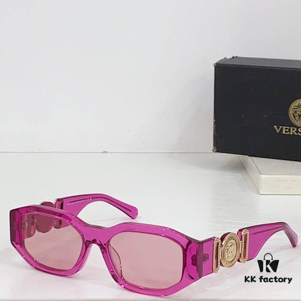 140 Versace MODEL: VE4361 Trendy Instagram-Famous Sunglasses, Iconic Temple Design, Unisex Style SIZE: 53-15-140