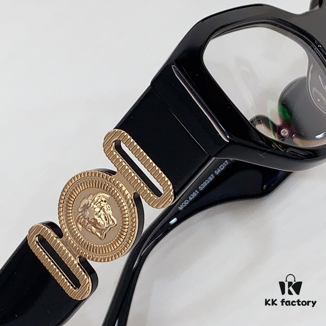 140 Versace MODEL: VE4361 Trendy Instagram-Famous Sunglasses, Iconic Temple Design, Unisex Style SIZE: 53-15-140