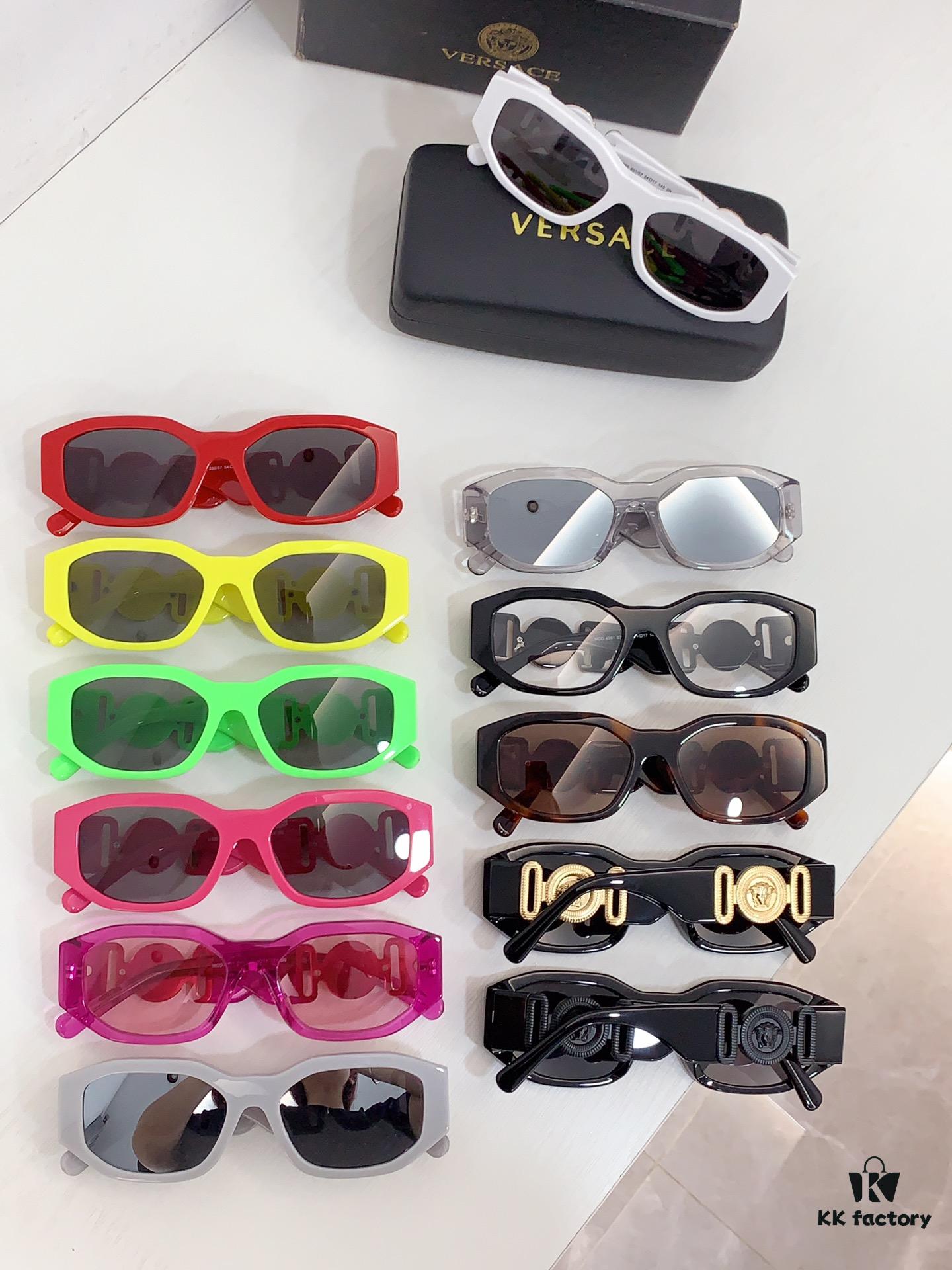 140 Versace MODEL: VE4361 Unisex Sunglasses with Iconic Temple Design