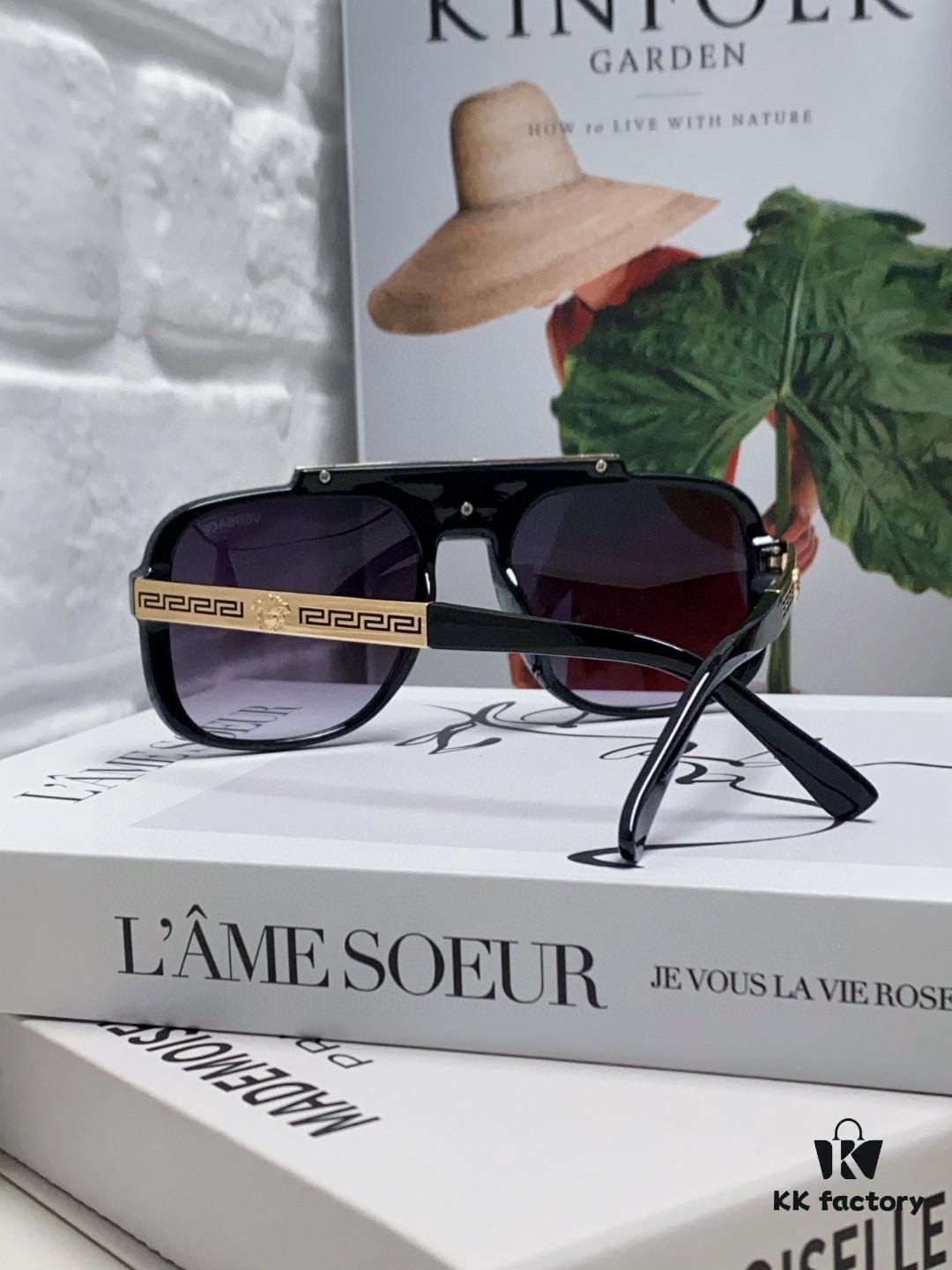 VERSACE Vintage-Style Sunglasses with Metal Decoration, Retro Unisex Sun Glasses Featuring Medusa Logo for Street Photography