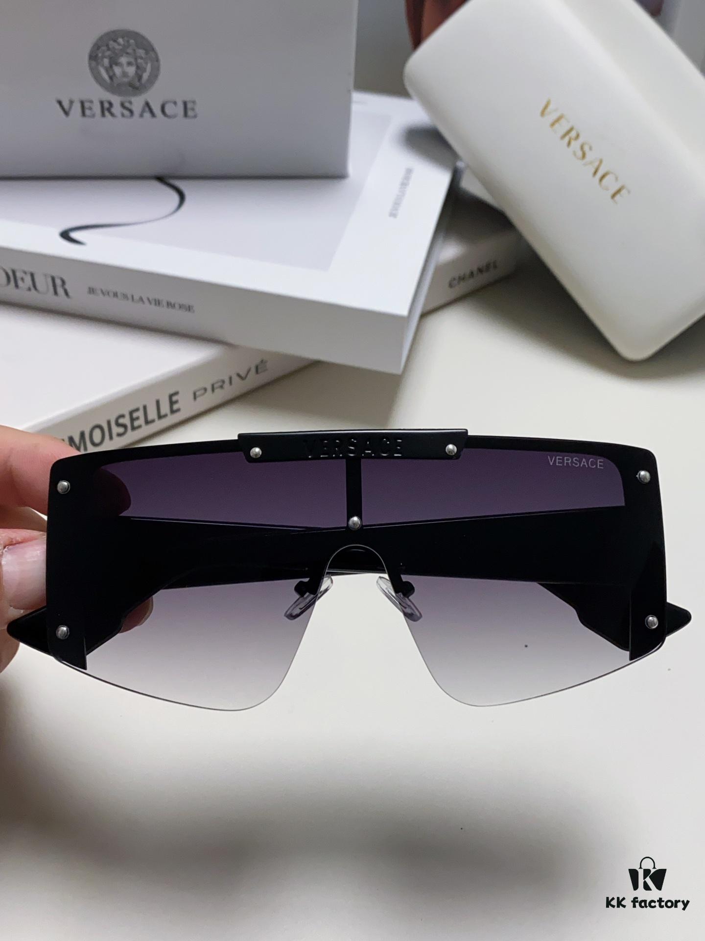 VERSACE Versace Runway Collection Selection - Vibrant and Bold Colors