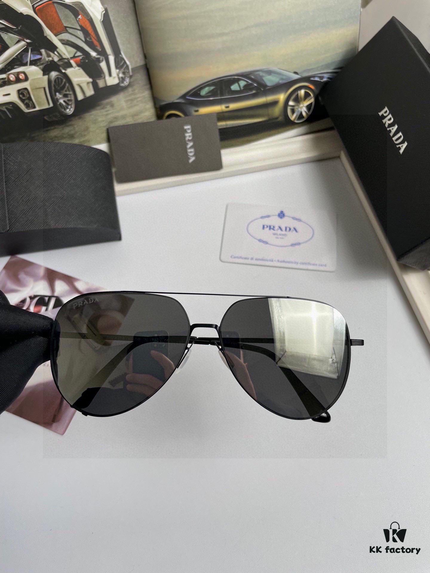 New Arrival 💥 Brand: Prada Prada High-Quality Unisex Original Order Sunglasses 🕶️