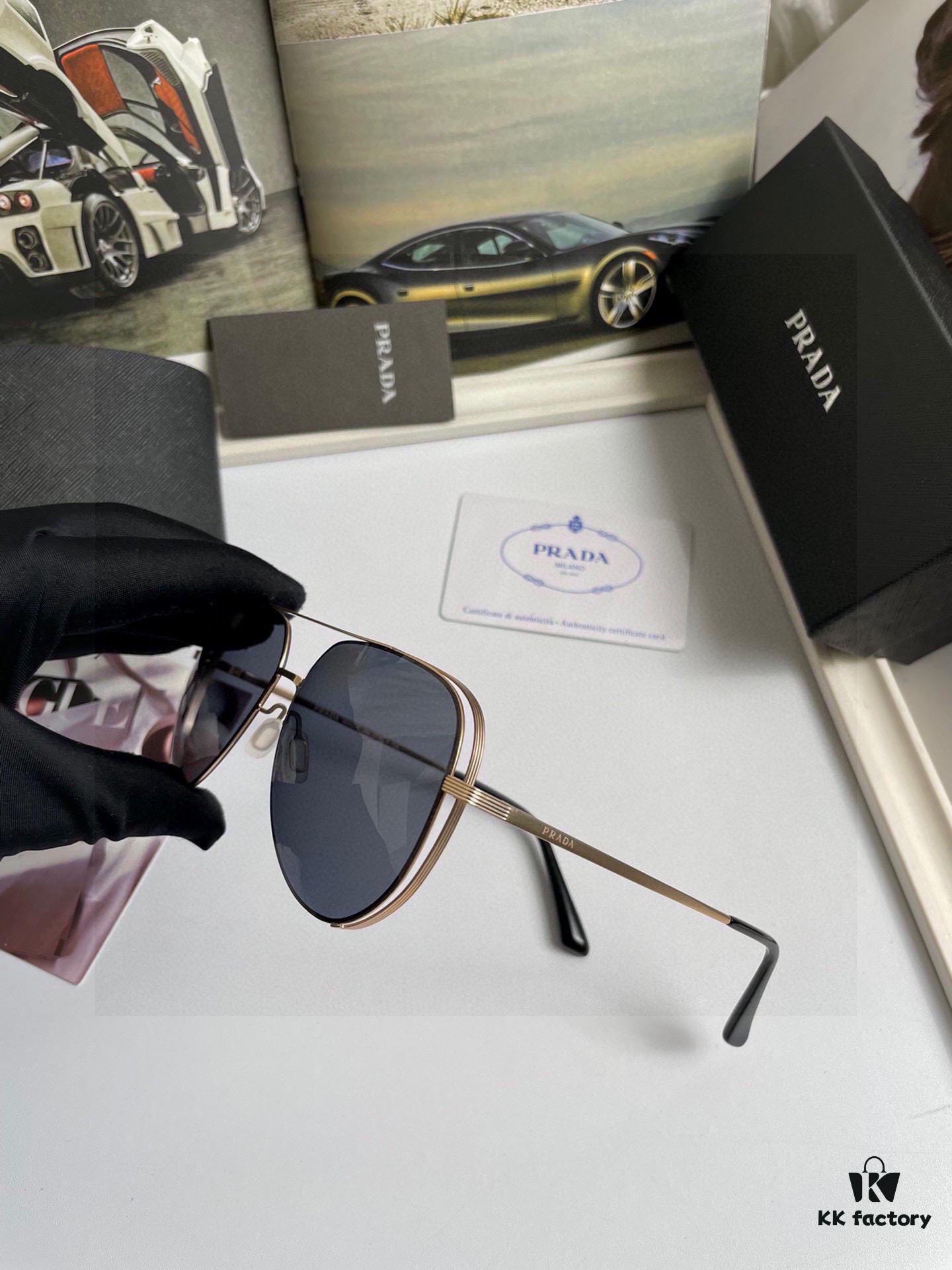 New Arrival 💥 Brand: Prada Prada High-Quality Unisex Original Order Sunglasses 🕶️