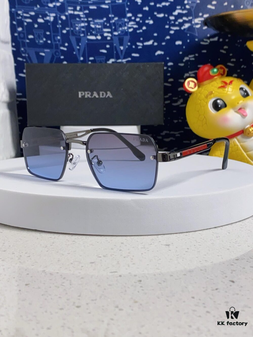 Prada 2025 New Arrival European and American Trend Unisex Sunglasses, Stylish UV-Protective Fashion Avant-Garde Sports Sun Glasses for Men and Women