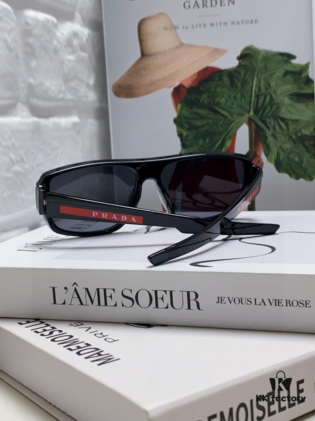 Prada 2025 Men's Square Frame Lightweight Sports Sunglasses, European Style Minimalist Driving and Casual Sun Glasses