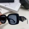 Prada 2025 New Retro Inverted Triangle Logo Sunglasses for Women, Stylish and Slimming Square Frame, High-End Fashion Sun Glasses