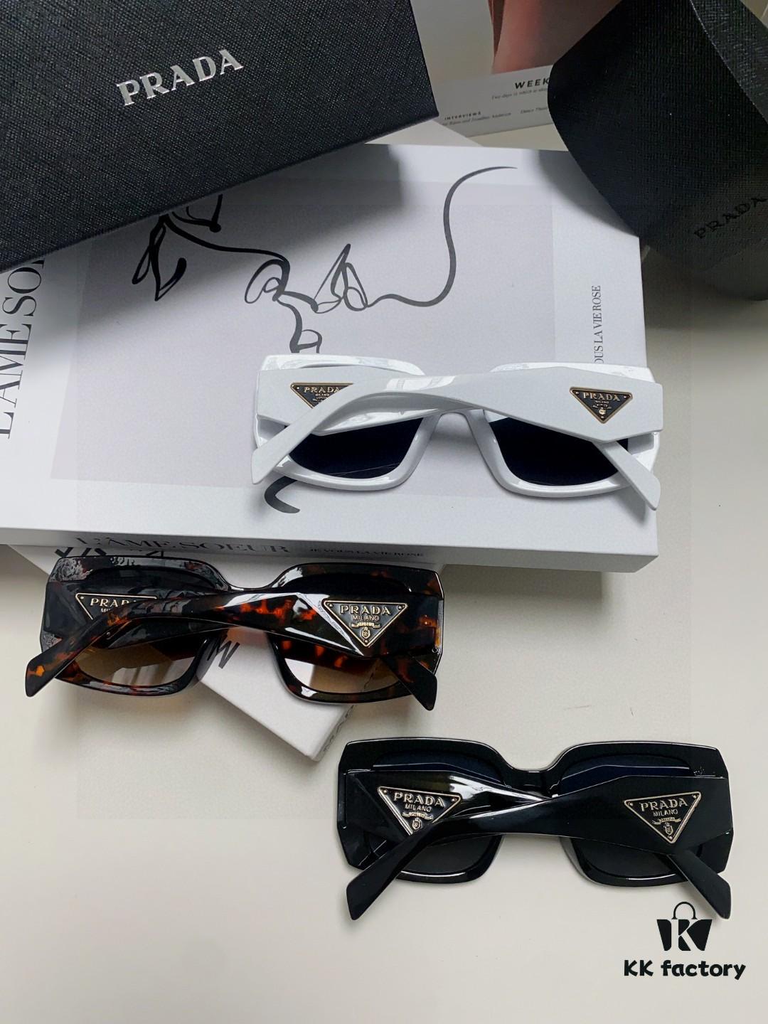 Prada 2025 New Retro Inverted Triangle Logo Sunglasses for Women, Stylish and Slimming Square Frame, High-End Fashion Sun Glasses