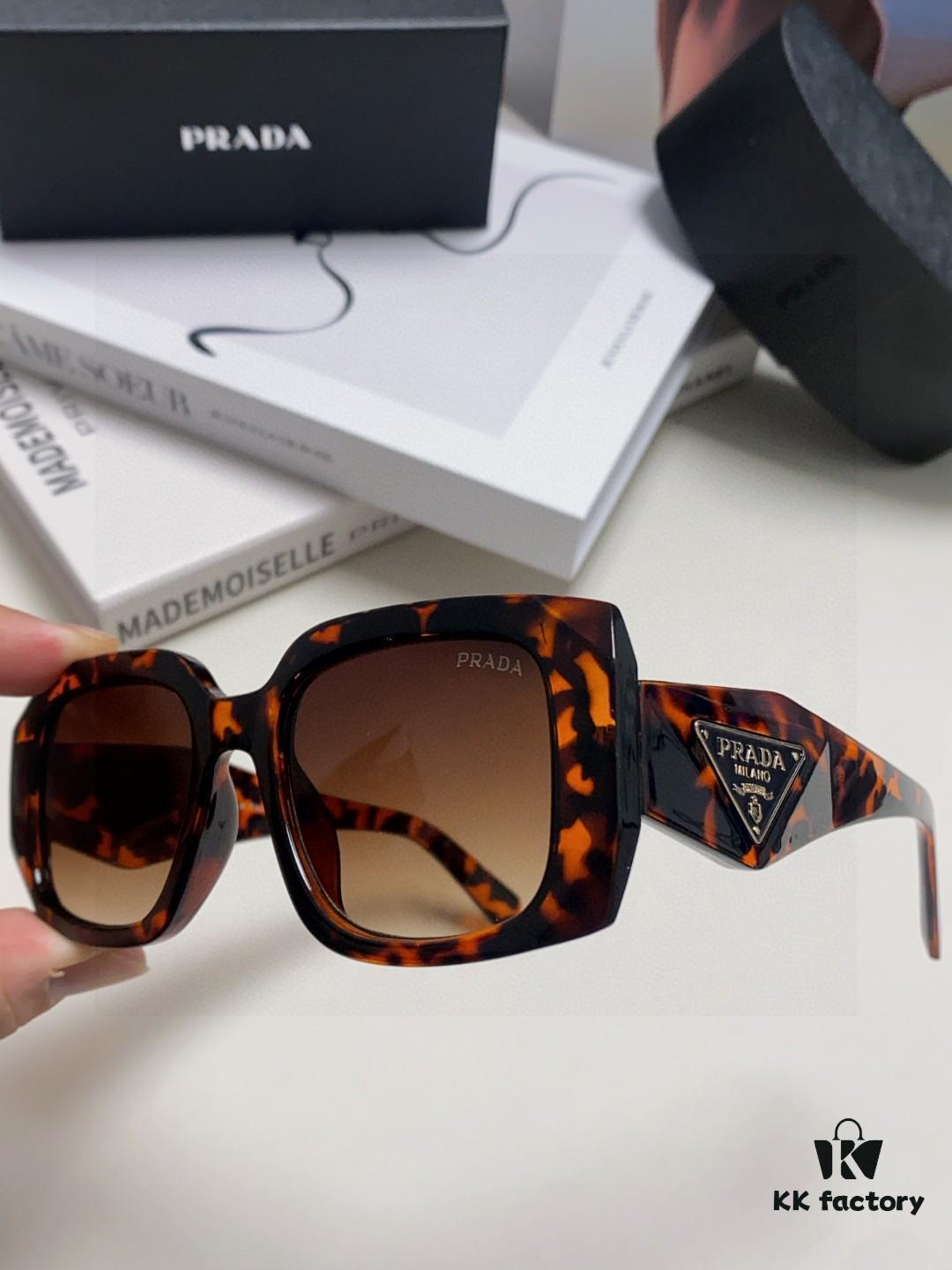 Prada 2025 New Retro Inverted Triangle Logo Sunglasses for Women, Stylish and Elegant Square Frame, Slimming Design